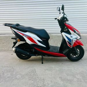 <span class=keywords><strong>Scooter</strong></span> <span class=keywords><strong>Honda</strong></span> NSC125R d'occasion bien entretenue, faible kilométrage - Product Image 5