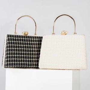 Petit sac à bandoulière DAQI avec forme originale, mini pochette pour soirées, sac à main de soirée scintillant avec strass - Product Image 6