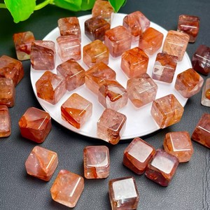 Vente en gros de perles en cristal d'agate naturelle carrées de 10 mm, perles en cristal en vrac pour bracelet et collier DIY - Product Image 3