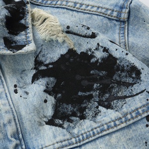 Veste en jean vintage bleue déchirée avec broderie et motif imprimé au dos pour homme, style streetwear - Product Image 3