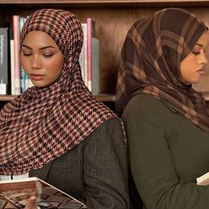 Voile musulman malaisien tendance à carreaux imprimés, doux et stylé, type Merrachi, en promotion - Product Image 2