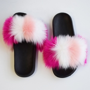 Sandales à la mode en gros, nouvelles arrivées, tongs colorées en fausse fourrure, tongs pour femmes 2023, pantoufles personnalisées pour femmes - Product Image 6
