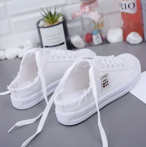 <span class=keywords><strong>Scarpe</strong></span> <span class=keywords><strong>piccole</strong></span> classiche alla moda Casual da donna piatte con tutte le Sneakers alla moda in tela da corsa - Product Image 4