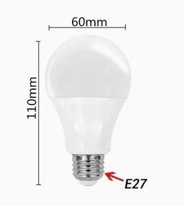 <span class=keywords><strong>Bombilla</strong></span> de luz negra <span class=keywords><strong>UV</strong></span> E27, lámpara ultravioleta púrpura de 85-265V para bar, club, fiesta, pintura corporal fluorescente, decoración de neón, efecto fluorescente - Product Image 4