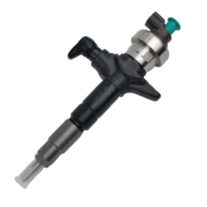 Injecteur de carburant pour moteur diesel 095000-8370 095000-8373 8-98119228 Injecteur à rampe commune 095000-8370 - Product Image 1