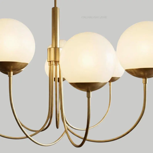 Lustre design moderne du milieu du siècle à 6 lumières en laiton avec globes en verre dépoli, luminaire suspendu pour salon - Product Image 5