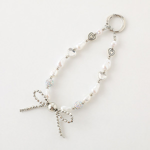 <span class=keywords><strong>Coque</strong></span> de téléphone en plastique de haute qualité <span class=keywords><strong>avec</strong></span> chaîne suspendue breloque arc en métal chaîne de téléphone portable perles Bracelet sangle porte-clés - Product Image 1