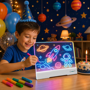 Wiederaufladbares LED-Plastik-Zeichenbrett für Mädchen und Jungen, trocken abwischbares <span class=keywords><strong>Board</strong></span> in RGB-Farben, inklusive Ständer, 7 Marker-Stifte, Kinderspielzeug - Product Image 1