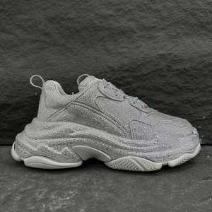 Zapatos Casuales de Diseño de Lujo y Alta Calidad, Zapatos Deportivos Modernos con Amortiguación, Diseño Ligero para Todas las Temporadas, Zapatos de Skate para Hombre - Product Image 1