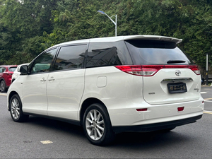 Voiture d'occasion en parfait état <span class=keywords><strong>à</strong></span> <span class=keywords><strong>vendre</strong></span>, <span class=keywords><strong>Toyota</strong></span> <span class=keywords><strong>Previa</strong></span> 2005, hayon, boîte manuelle, carburant diesel, état d'occasion, intérieur foncé, sièges en tissu - Product Image 3