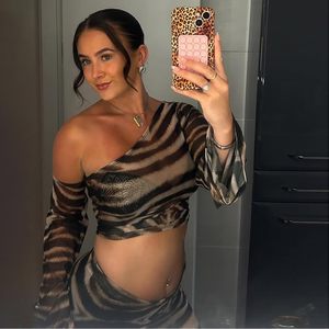 Ensemble haut en mousseline de soie à épaules dénudées et jupe longue pour femme, imprimé numérique asymétrique, extensible, tenue de plage pour les vacances - Product Image 5