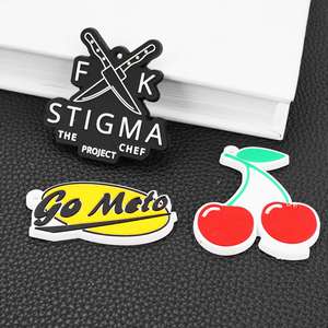 Llaveros de PVC blando 2D personalizados Llaveros de goma blanda 3D personalizados - Product Image 2