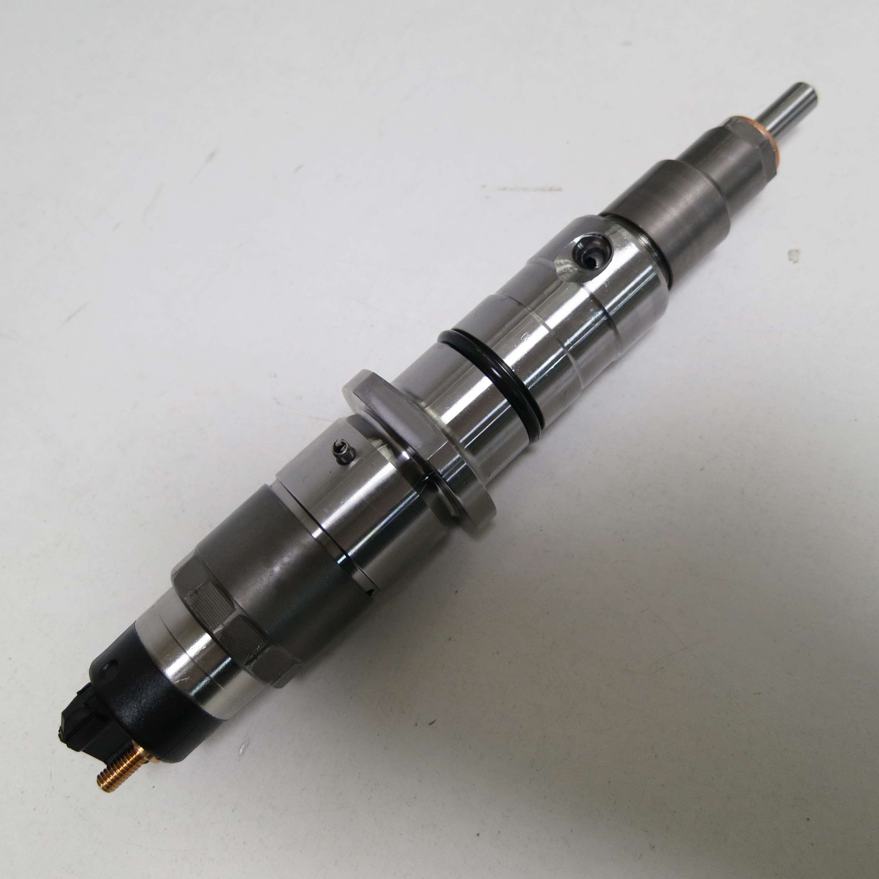 common rail injector 0445120120 4945807 BG7X9K526AA for FORD Cargo C 2632 E VW Volksbus Constellation fuel injector 0445120120