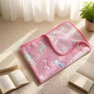Cama Ortopédica de Espuma Viscoelástica para Perros Grandes, con Diseño de Dibujos Animados de Lujo, Tapete de Franela y Algodón PP, y Diseño Confortable - Product Image 4