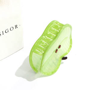XinMei coreano Eco Friendly acetato <span class=keywords><strong>apple</strong></span> mollette per capelli con mollette per capelli grandi a forma di frutta per le donne all'ingrosso <span class=keywords><strong>clip</strong></span> per capelli personalizzate - Product Image 4