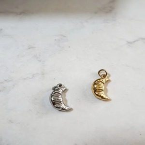 Colgantes de Luna Creciente Góticos y Lindos, Chapados en Oro de 18K, de Acero Inoxidable, Abalorios de Joyería Celestial para Manualidades y Creación de Joyas DIY - Product Image 5