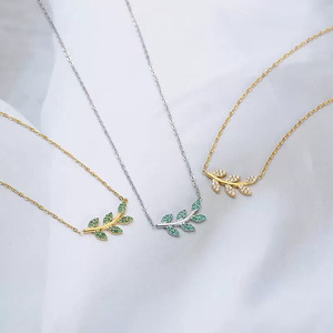 Collar de Acero Inoxidable con Hoja de Oro y Colgante de Circonita Verde, Cadena para Mujer, Regalo para Cumpleaños, San Valentín, Día de la Madre, Graduación, Boda - Product Image 2