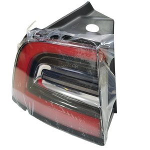 Luz trasera izquierda exterior CPY para TESLA Modelo 3/Y 2021- 1502086-00-D - Product Image 2