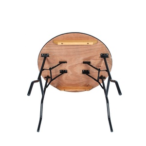 60 72 pollici. Tavolo Pieghevole Rotondo con Piano in Legno e Struttura in Metallo, Sedute in Compensato per 8-10 Persone, Produzione all'Ingrosso - Product Image 5