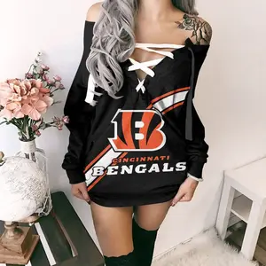 2023 Europäisches und amerikanisches neues Herbst-und Winter-American-Football-Kleid Schnür-V-Ausschnitt Off-the-Shoulder-Sweatshirt-Hüftrock