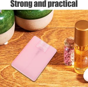 En Stock: Botella de Perfume de Plástico de Bolsillo de 20ml, Botella de Spray con Formato de Tarjeta de Crédito para Desinfectante de Manos - Product Image 4