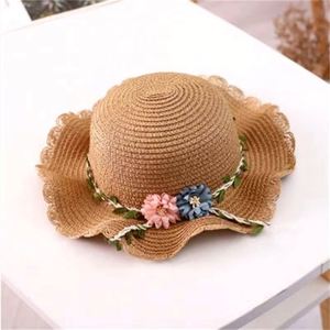 Chapeau de paille innovant pour bébés filles - Protection solaire créative pour les aventures en plein air - Product Image 1