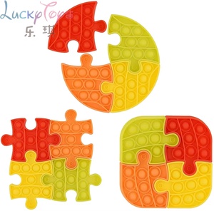Jouets sensoriels pour enfants, best-seller, Bubble Pop, jouets anti-stress en silicone, jeu <span class=keywords><strong>de</strong></span> bulles, planche d'activités Fidget - Product Image 2