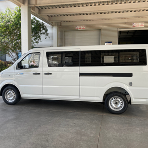 Nuevo Microbús KAMA de 11-19 Asientos, Diésel 2.0L, Volante a la Derecha/Izquierda, Minibús de Pasajeros, Nuevo Autobús Eléctrico Urbano, Microbús Eléctrico Personalizable - Product Image 1