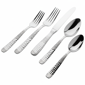 Juego de cubiertos de metal clásico de acero inoxidable con mango largo adecuado para uso profesional en hoteles y cafeterías - Product Image 1