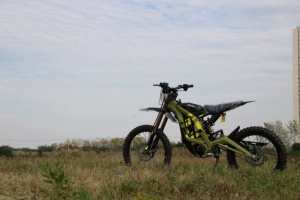 Motocicleta Deportiva Cross con Motor Central de 8kw, Batería de Litio de 60V, Velocidad de 40km/h, Modelo Light X 2026, Económica - Product Image 3