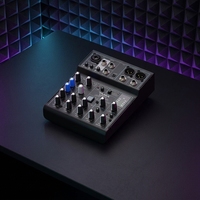 Console de mixage audio professionnelle 6 canaux avec interface USB intégrée pour studio d'enregistrement et diffusion en direct