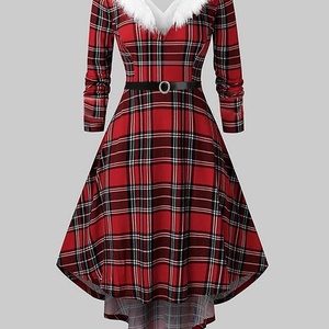 Robe de Noël à carreaux pour femme, col en V, manches longues, avec col en fourrure, longueur midi, pour les fêtes d'hiver et les loisirs - Product Image 4