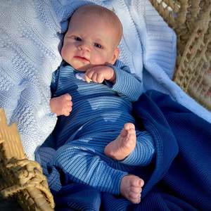 Poupée Bébé Garçon Réaliste Lifereborn en Gros, Cheveux Bruns, pour Jouer avec les Enfants - Product Image 2