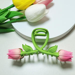 قصاصة مخلب جديدة للنساء إكسسوارات ثلاثية الأبعاد وردي للسيدات مشبك شعر قرش صيفي - Product Image 3