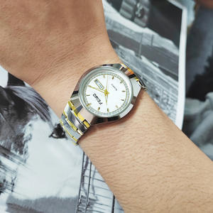 Reloj de Cuarzo Ultrafino, Simple y Elegante, Resistente al Agua - Product Image 3