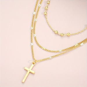 Chaîne à maillons en or à trois couches Ensemble de colliers à pendentif croix métallique pour femmes Collier à chaîne de perles rondes <span class=keywords><strong>chic</strong></span> - Product Image 4
