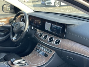 Mercedes-Benz Classe <span class=keywords><strong>E</strong></span> modèle 2019 <span class=keywords><strong>E</strong></span> <span class=keywords><strong>200</strong></span> L 57 166 miles 184 ch conduite à gauche 2.0T - Product Image 6