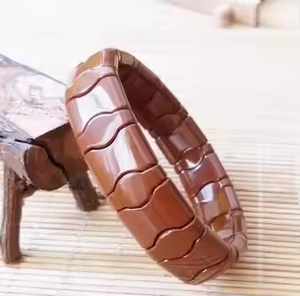 Bracelet de pierre de <span class=keywords><strong>massage</strong></span> magnétique en tourmaline naturelle pour les soins de santé des mains avec énergie de guérison pour soulager la douleur - Product Image 2