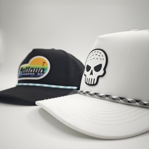 Gorra de golf minimalista de cinco paneles, impermeable, con emblema de silicona personalizado, MOQ bajo, OEM, perforada con láser, transpirable, nuevo diseño gráfico. - Product Image 4