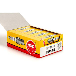 Otomobil parçaları NGK orijinal orijinal bujiler satışı onayladı 6511 BP5ES OEM 91143775 101000002AA N01781153 BENTLEY/VW için - Product Image 1