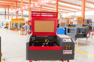 เครื่องแกะสลักและตัดด้วยเลเซอร์ CO2 รุ่น 4040 - ระบบระบายความร้อนด้วยน้ำ ความแม่นยำสูง <span class=keywords><strong>แบบ</strong></span> Gantry รองรับไฟล์ LAS สำหรับไม้ คริสตัล และอื่นๆ - Product Image 6