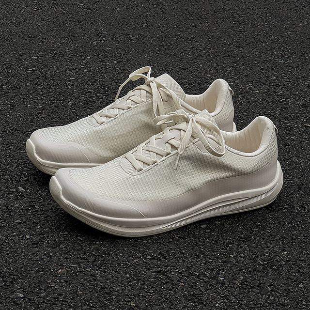 2026 New Lightweight Breathable Zapatillas Para Correr Running Shoes Trail Running, Slip-resistant Running Shoes White Sneakers