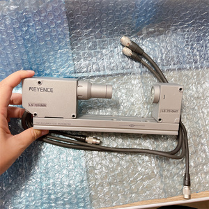 KEYENCE LS-7010M High Speed, High-precision Digital Micrometer LS-7000 Series <b>Sensor</b> Headband Display Machine Function LS 7010M - Product Image 2