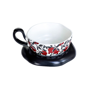 Taza de café de cerámica estilo vintage, taza retro para uso doméstico, té de la tarde, taza para beber en la oficina, taza de agua para parejas. - Product Image 5