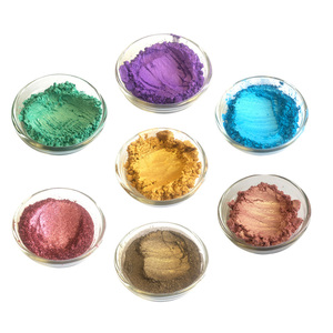 Flocons métalliques en gros, pigments de perles de verre couleur argent, poudre de mica argentée, pigment inorganique, titane Al2k2o6si, approvisionnement libre - Product Image 2