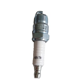 Bougie d'allumage Champion BL15YP à <span class=keywords><strong>prix</strong></span> avantageux, vente en gros, pièces de moteur de haute qualité, bougie d'allumage pour voitures américaines - Product Image 1