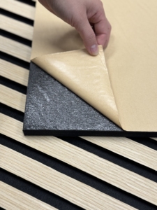 Meilleure vente panneaux muraux acoustiques en MDF à décoller et à coller dosseret autocollant pour la cuisine, la salle de bain et le salon - Product Image 5