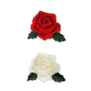Vente chaude Rose Broderie Petite Fleur <span class=keywords><strong>Tissu</strong></span> Patchs <span class=keywords><strong>Tissu</strong></span> Badges <span class=keywords><strong>pour</strong></span> Vêtement Broderie PU En Gros Ordinateur Brodé - Product Image 2