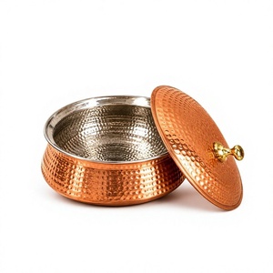 Superbe design, pot de cuisson rond en cuivre pur martelé, idéal pour la cuisine, la décoration de table, la maison, les restaurants et les traiteurs. - Product Image 1