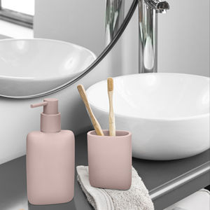 Dispensador de Jabón y Portacepillos de Dientes de Dos Piezas de Poliresina BRANDANI, Hecho en Italia, Accesorios de Baño para Hotel - Product Image 1